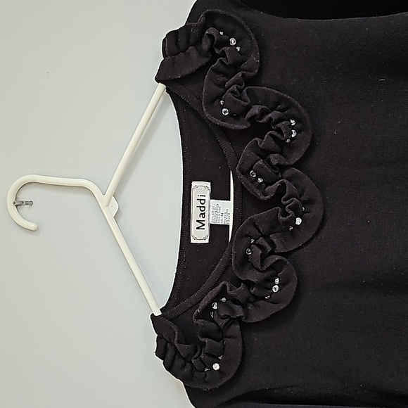 Ladies sweater,  sz M, black, great condition - Picture 3 of 6